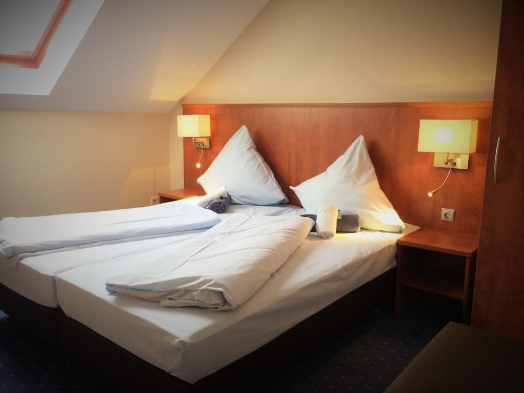 Hotel - Restaurant Braustube Haaren エクステリア 写真